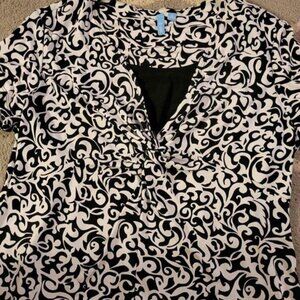 Womens Size XL Shirt